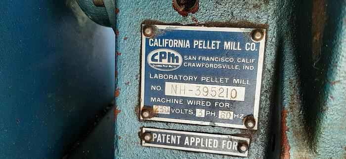 Used Mill, Pellet, California, Mdl CL, 2 HP, Lab Size #S744112