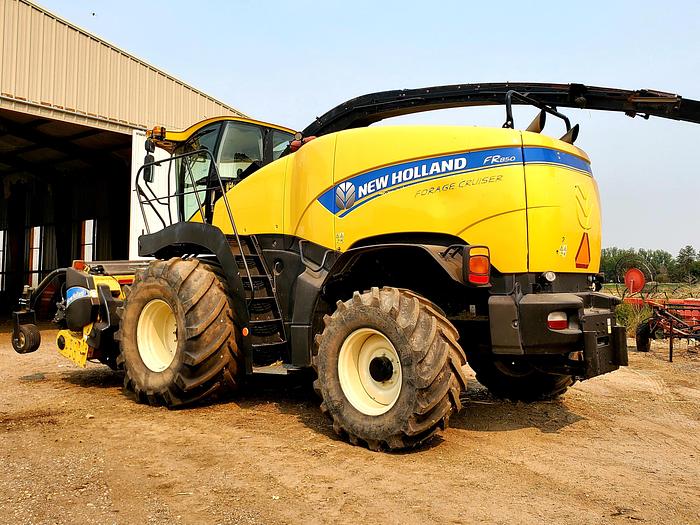Used 2013 New Holland FR850