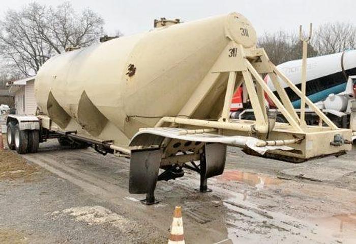 Used 1985 Fruehauf Cement Tanker