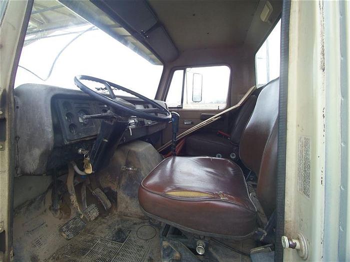 Used 1987 Ingersoll-Rand T3W Drill Rig