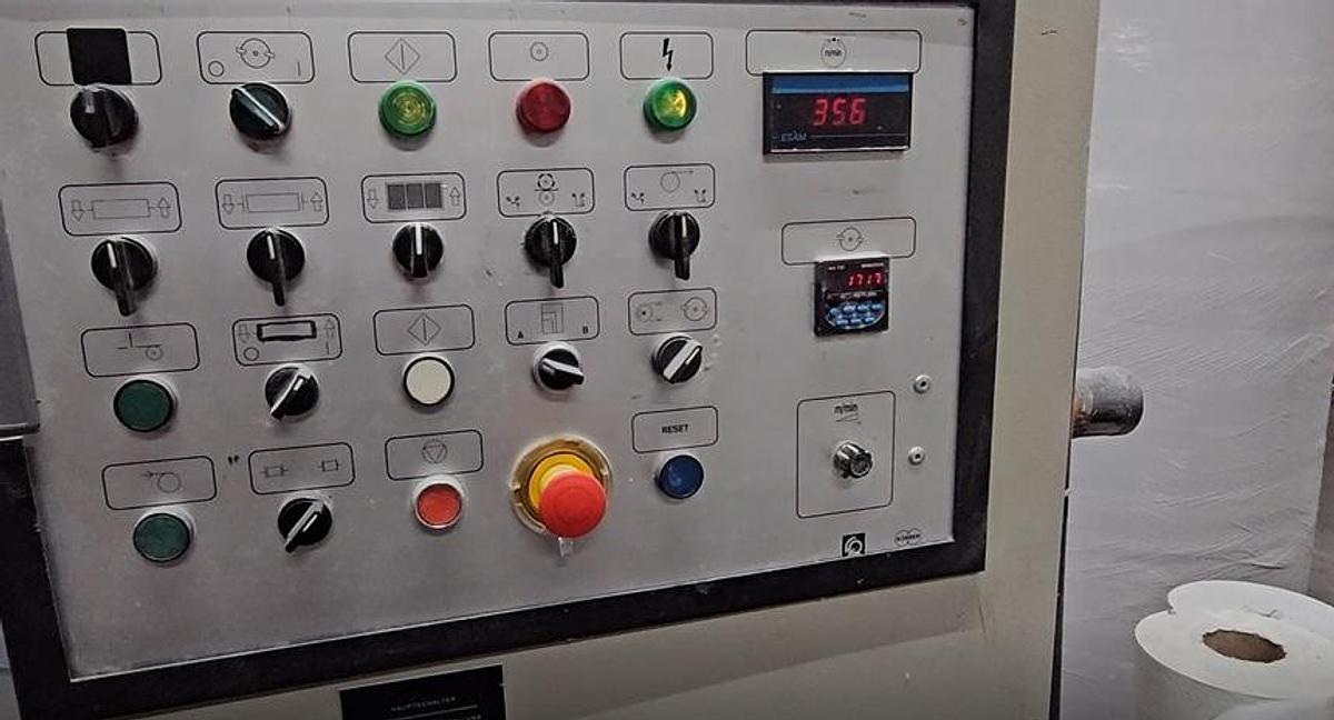 Used (visible in production) 1999 FABIO PERINI 702G slitter rewinder + 2003 MACDUE packaging line | for production and packaging of tissue rolls
