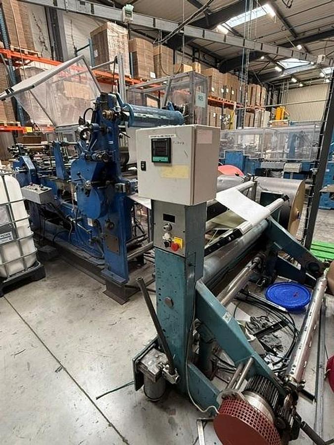 Used (visible in production) 3x HOLWEG (RS2 | RS2 | RS1) | Flat and gusseted paper bag making machines