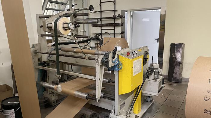Used (visible in production) 2005 Holweg RS26 with in line 4 col. flexo & window device