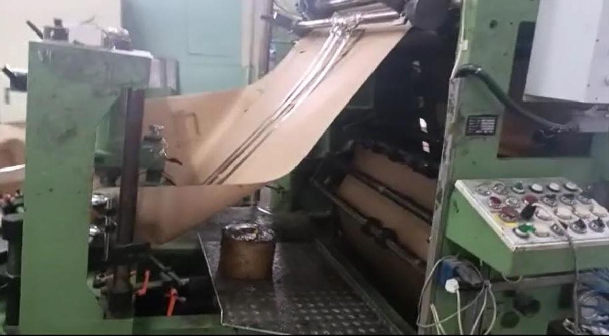 Used (visible in production) 1988 Fischer and Kecke Bielefeld 53BB/43CT - Square bottom paper bag machine with flat handles unit (2 plies)