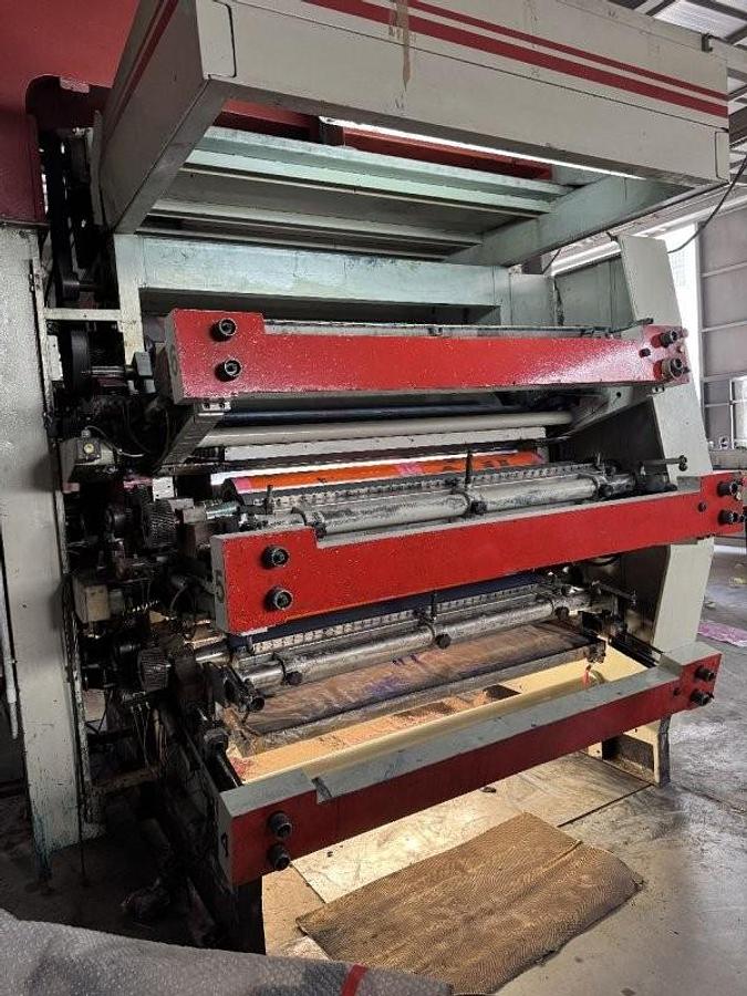 Used (visible in production) 2006 REMAK Central Drum Printing Press (6 col.)