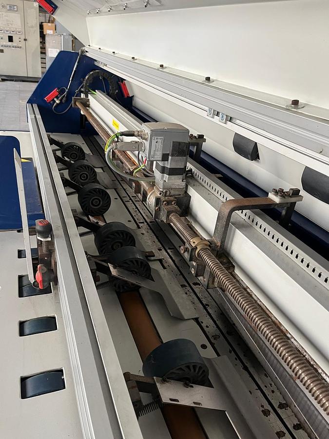 Used 2015 BCS AUTOBOX BOXMAKER 2600 + MULITCUT 3
