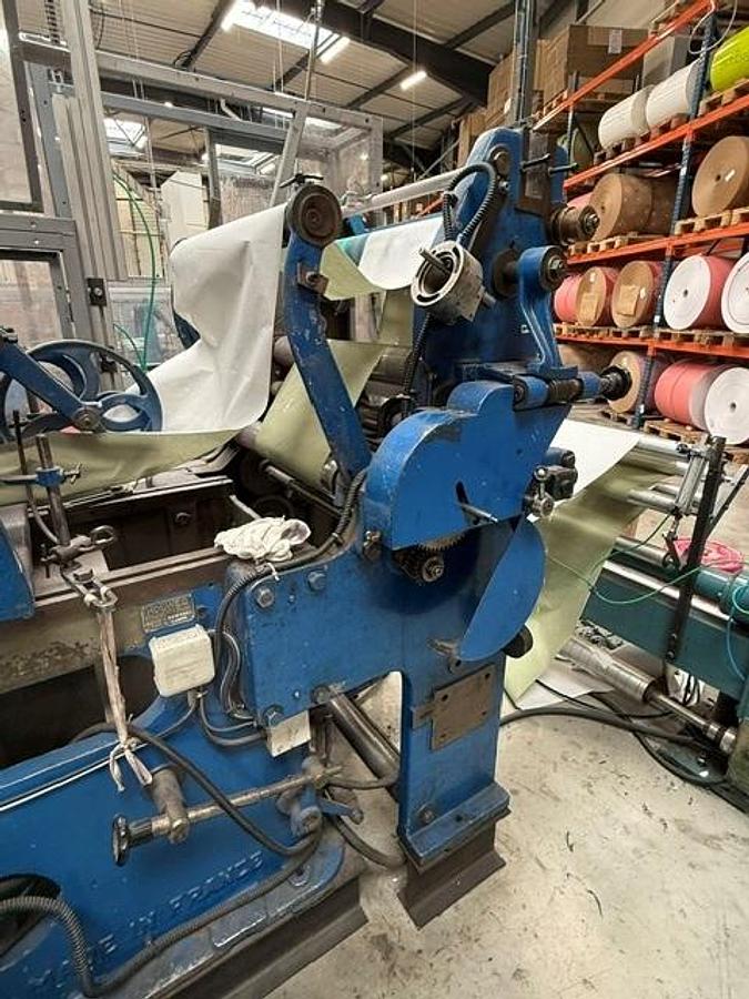 Used (visible in production) HOLWEG RS1 | Flat and gusseted paper bag making machine