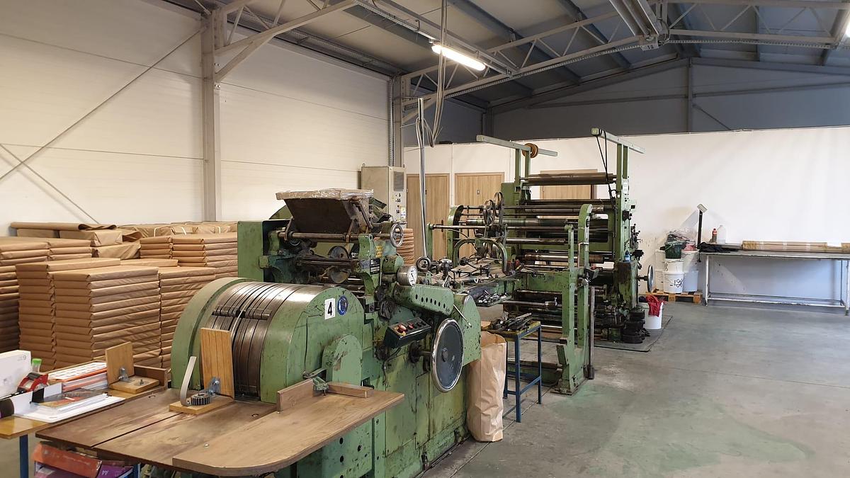 Used (visible in production) Fischer and Kecke Maxima 31 + WH QMS 992  flexo printer ( Flat & Satchel bag machine )