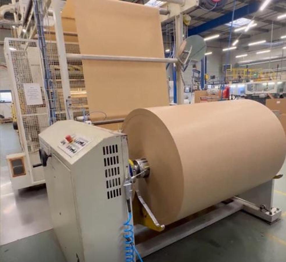 Used 2009 HOLWEG CTH-1 Sheet cutter with 2 colors printer and waxing unit