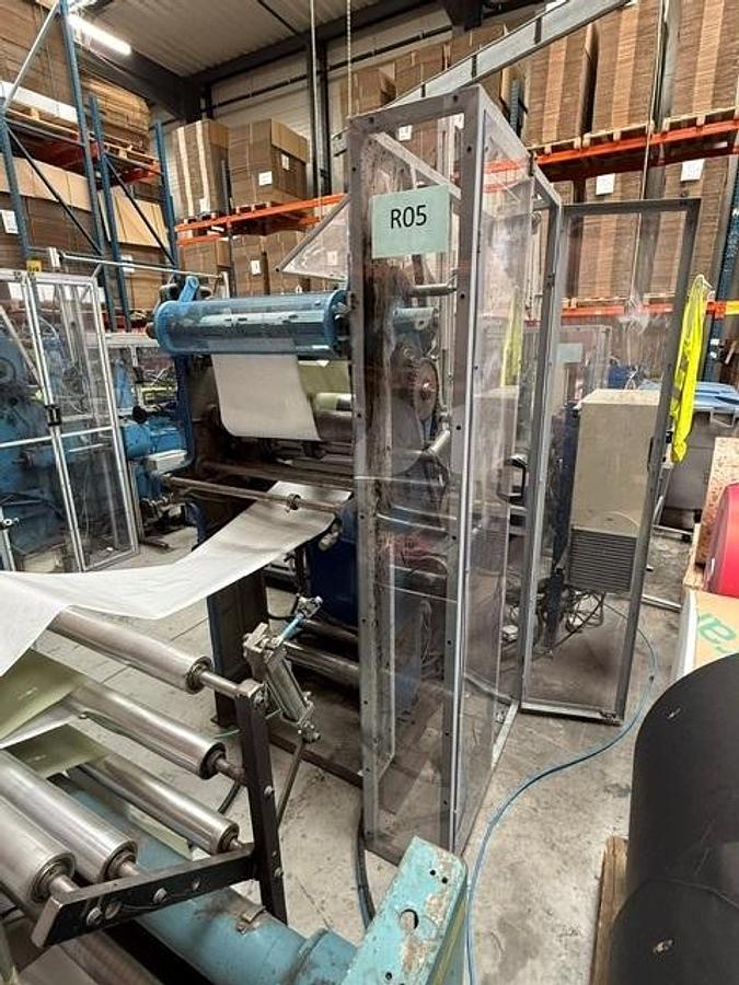 Used (visible in production) HOLWEG RS1 | Flat and gusseted paper bag making machine