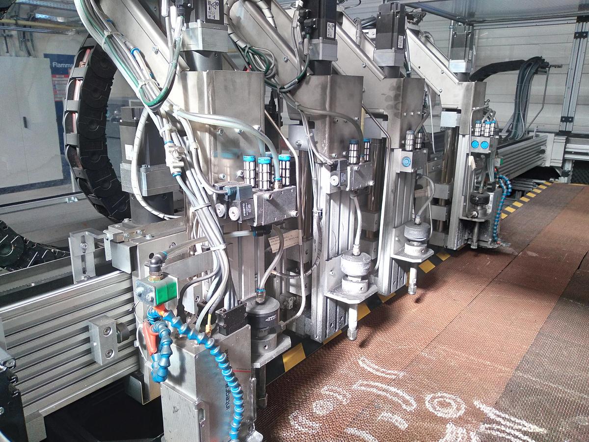 Used 2016 CUT EXPERT VARIOJET | waterjet cutter