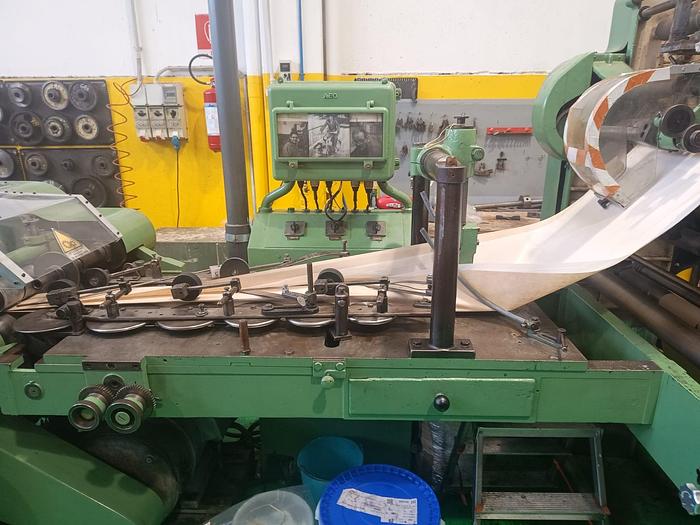 Used (visible in production) W&H TRIUMPH 3 with in-line 3 col. flexo | Square bottom paper bag making machine (1/2 plies bags)