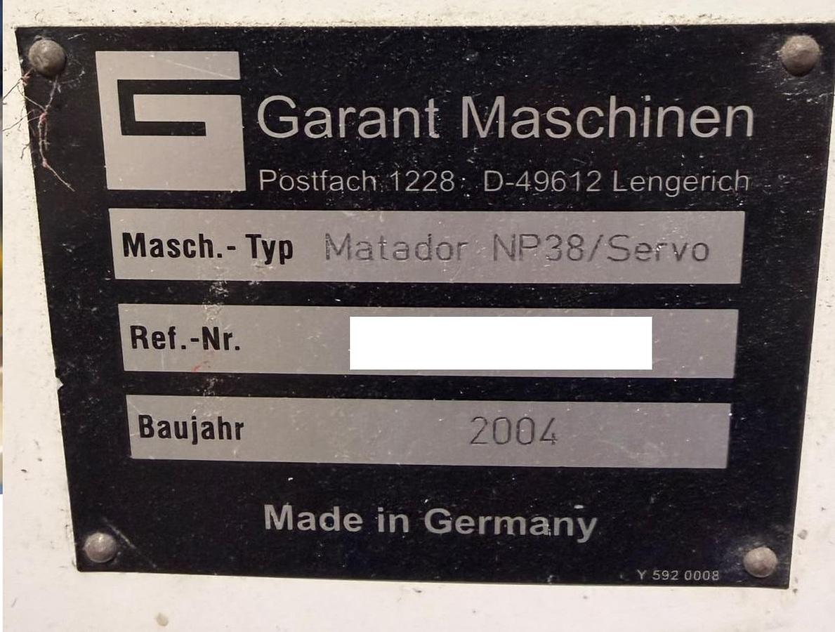 Used (visible in production) 2004 WINDMÖLLER & HÖLSCHER (W&H) NP-38/SERVO - Flat & satchel paper bag making machine