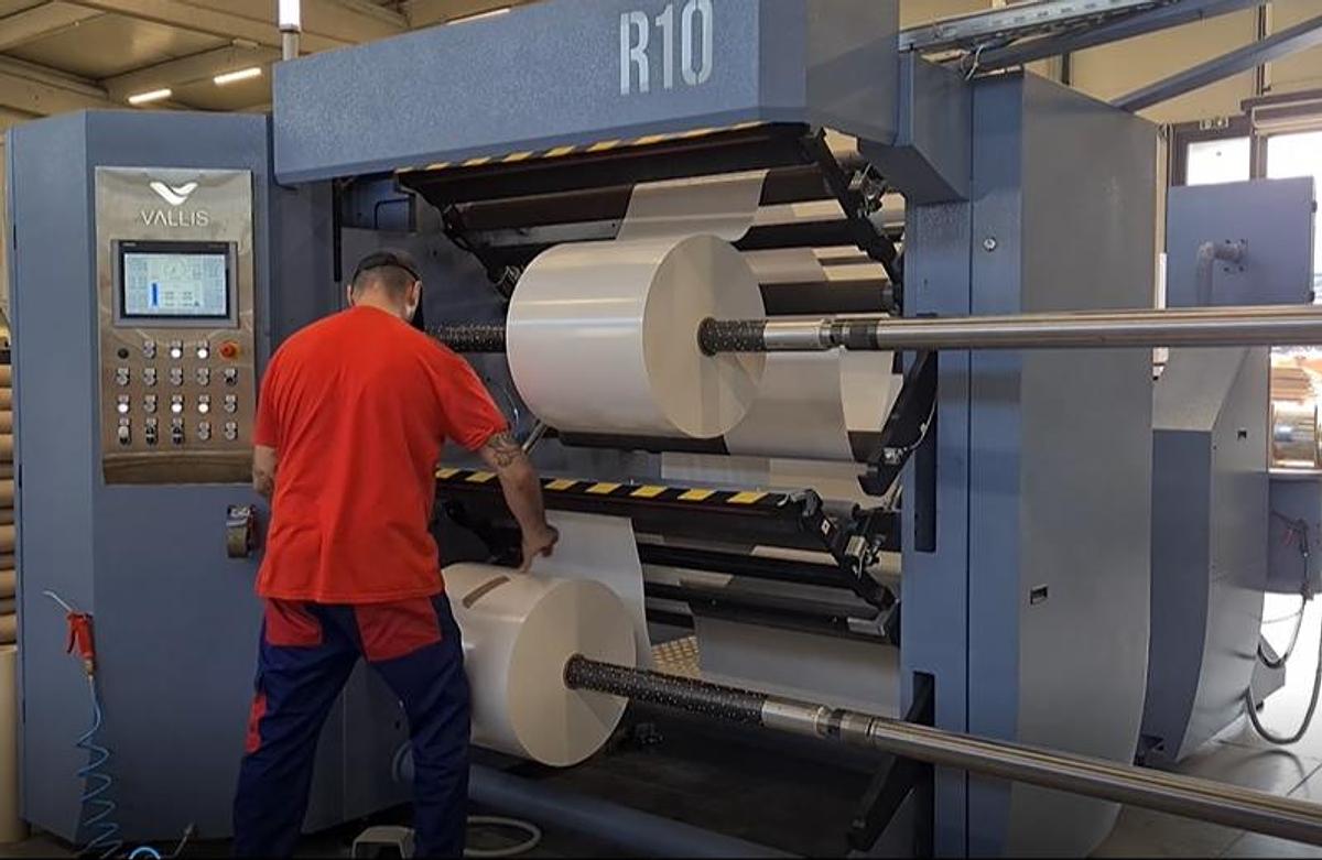 2026 VALLIS R10 – Roll slitting and rewinding machine