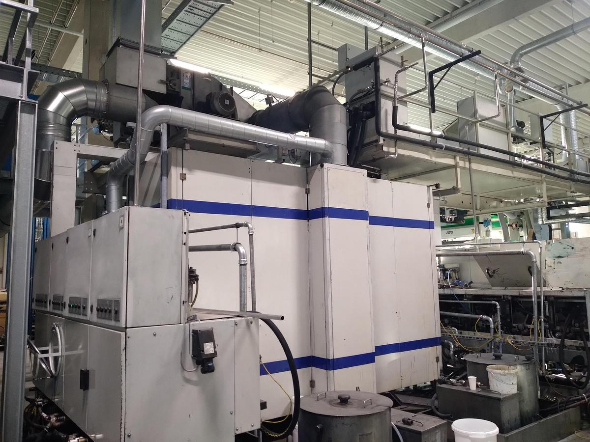 Used (visible in production) 2005 FISCHER & KRECKE FLEXPRESS 16S-8 | 8 colours C.I. flexo