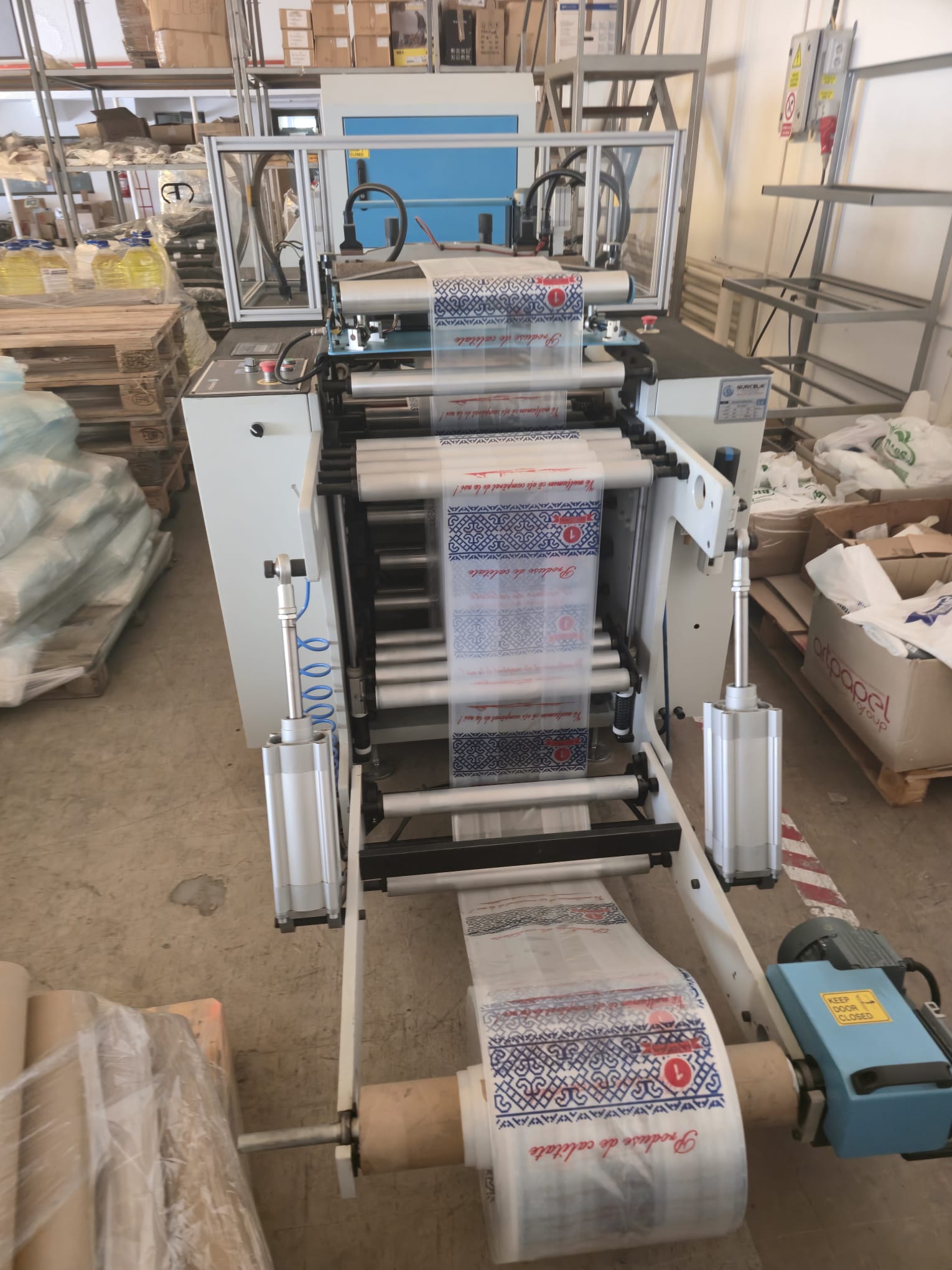 Used GÜRÇELİK ARLAS 500-T | T-Shirt Bag Cutting Machine (year 2022 but never used / like new)