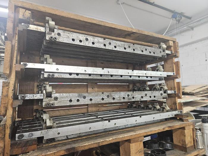 Used (visible in production) 2000 CURIONI SUN MASTER 540 - square bottom paper bag making machine with twisted handles unit