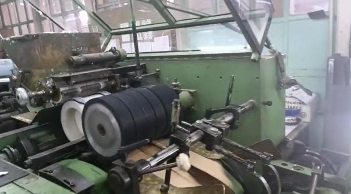 Used (visible in production) 1988 Fischer and Kecke Bielefeld 53BB/43CT - Square bottom paper bag machine with flat handles unit (2 plies)