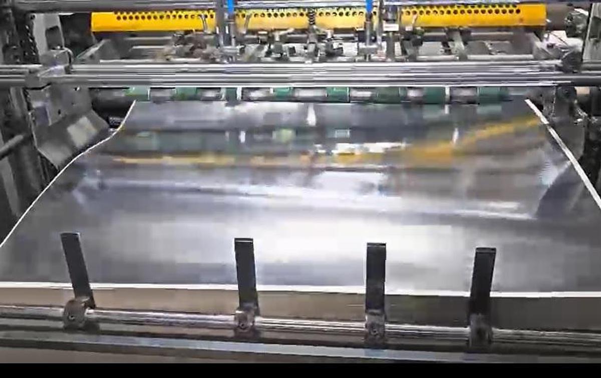 Used 2006 WEN CHYUAN MACHINERY (Taiwan) KYEK-102 DRM-K | Sheet-Fed Water-Based Laminating Machine