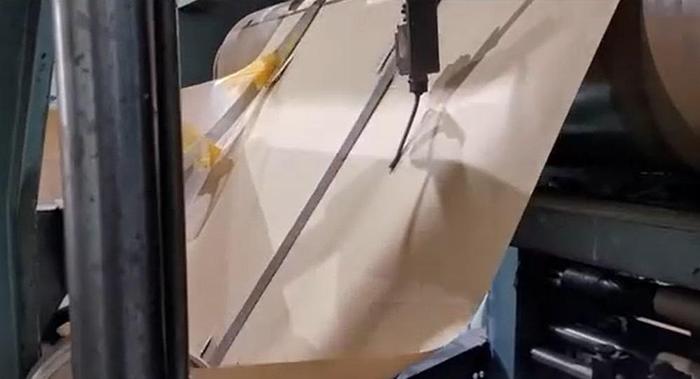 Used 1991 NEWLONG 117T+506TH - Reel Fed square bottom paper bag making machine with flat Handle Unit