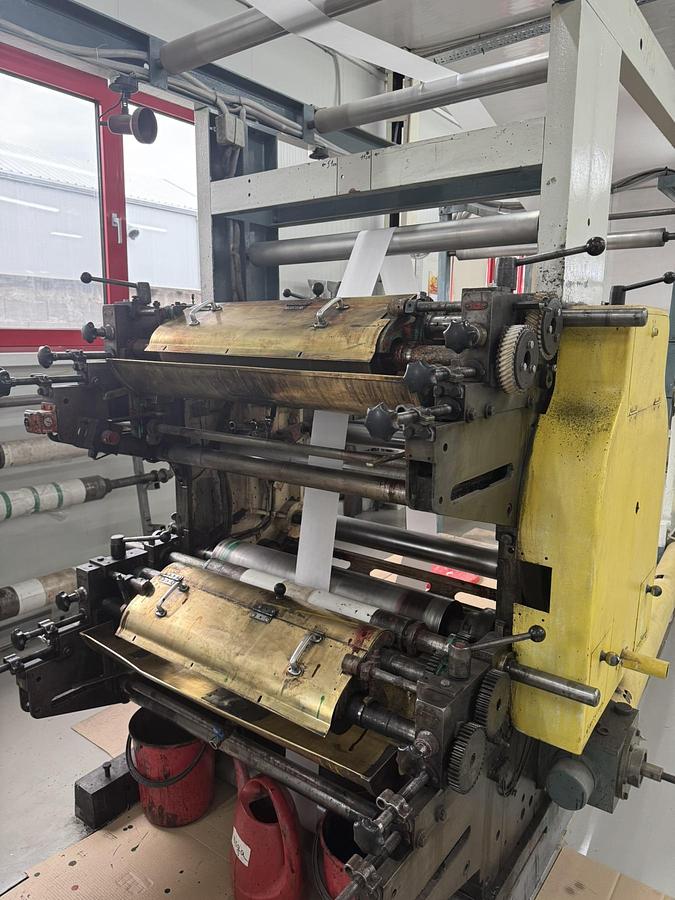Used (visible in production) W&H MATADOR 26 with in-line flexo printer | Flat and gusseted paper bag making machine
