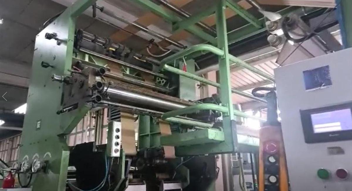 Used (visible in production) 1988 Fischer and Kecke Bielefeld 53BB/43CT - Square bottom paper bag machine with flat handles unit (2 plies)