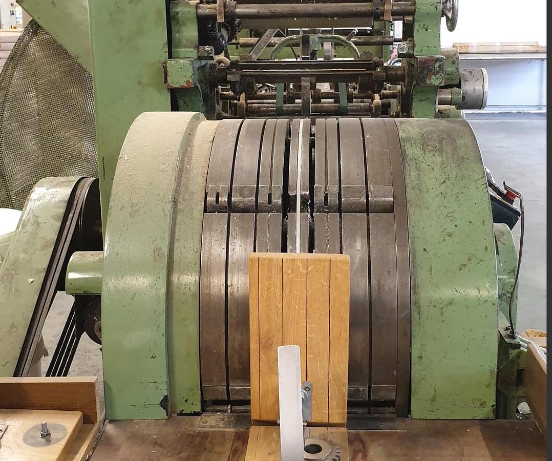 Used (visible in production) Fischer and Kecke Maxima 31 + WH QMS 992  flexo printer ( Flat & Satchel bag machine )