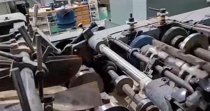 Used 1991 NEWLONG 117T+506TH - Reel Fed square bottom paper bag making machine with flat Handle Unit