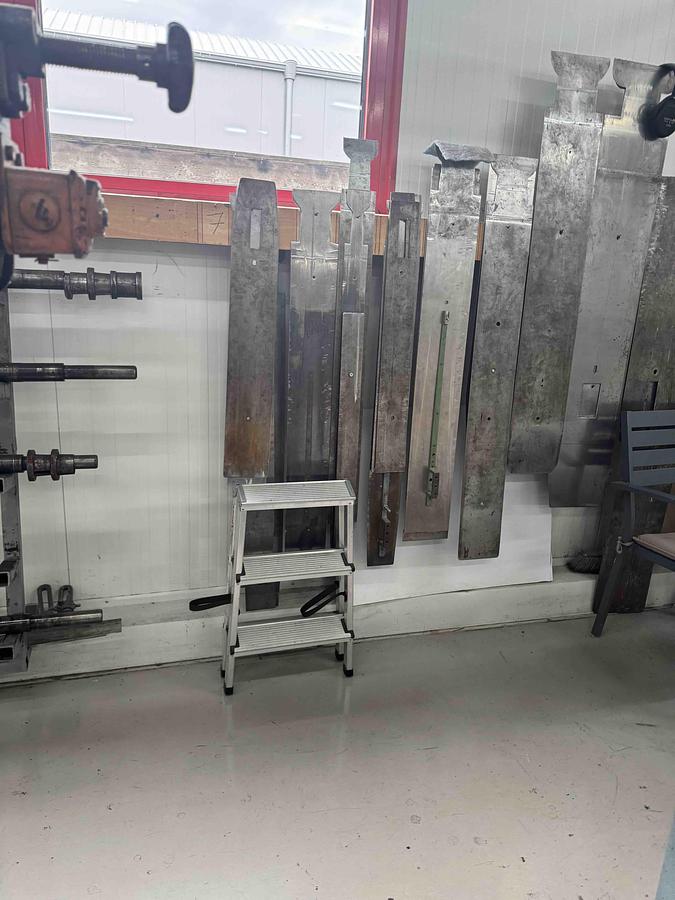 Used (visible in production) W&H MATADOR 26 with in-line flexo printer | Flat and gusseted paper bag making machine