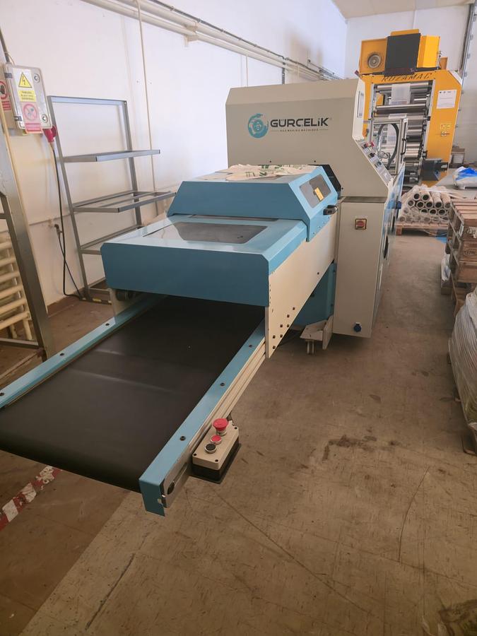 Used GÜRÇELİK ARLAS 500-T | T-Shirt Bag Cutting Machine (year 2022 but never used / like new)
