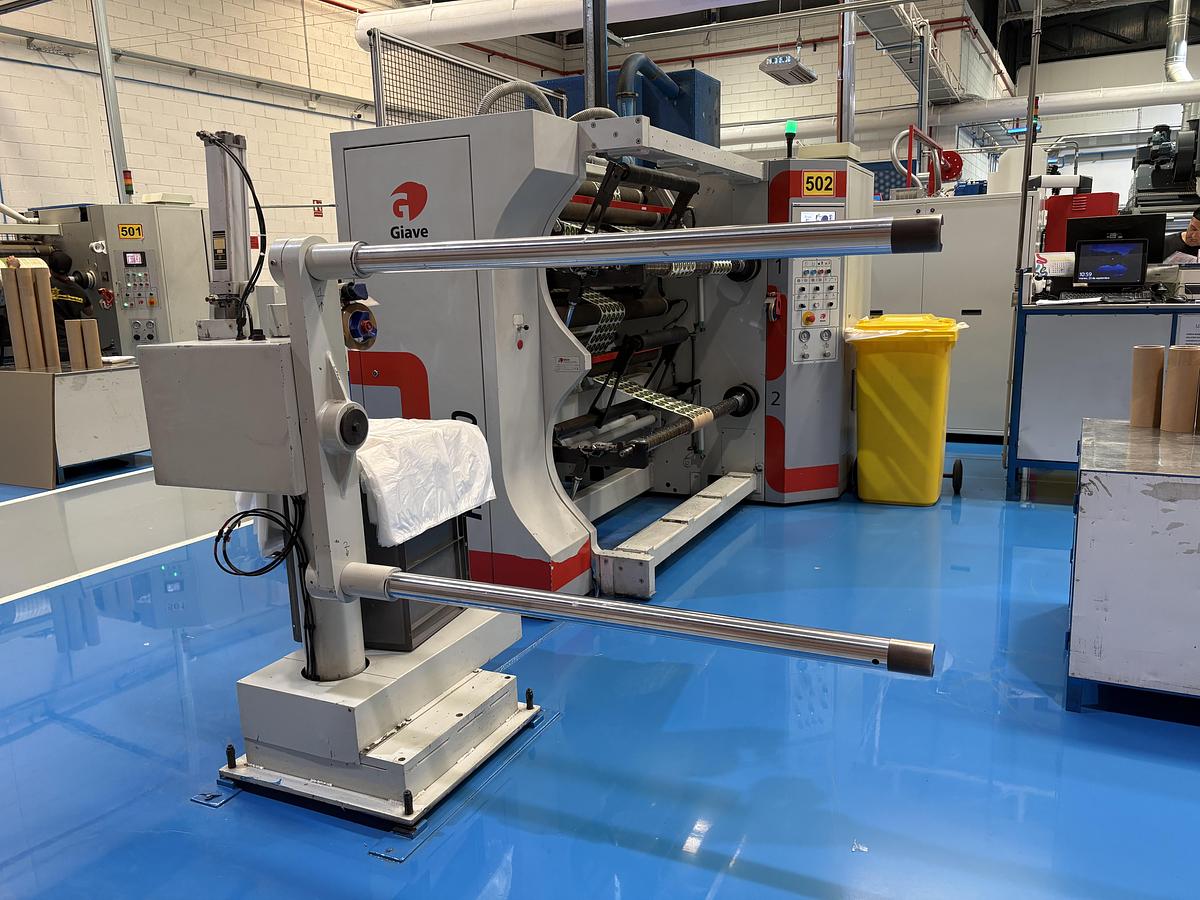 Used (visible in production) 2013 GIAVE ARES RG 160 1300