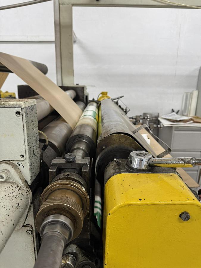 Used (visible in production) HOLWEG RS2 | Flat and gusseted paper bag making machine witn in-line flexo