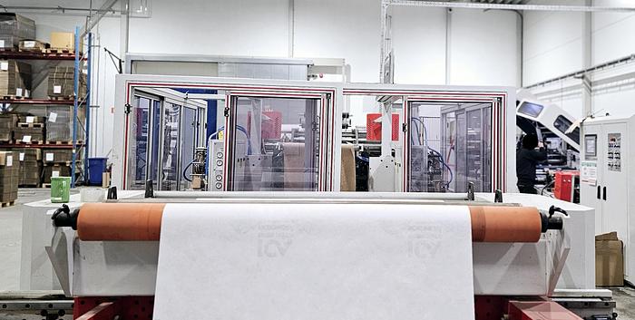 Used (visible in production) 2020 SOMTAS TC 18-46 FLAT HANDLE (Servo) - Square bottom paper bag making machine with FLAT handles
