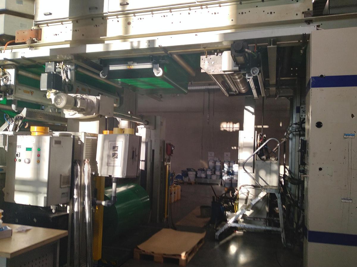 Used (visible in production) 2005 FISCHER & KRECKE FLEXPRESS 16S-8 | 8 colours C.I. flexo