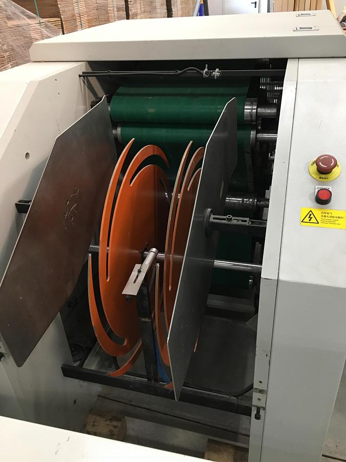 Used 2019 SUNHOPE SBH450B-518TH | Square bottom paper bag making machine with FLAT handle unit