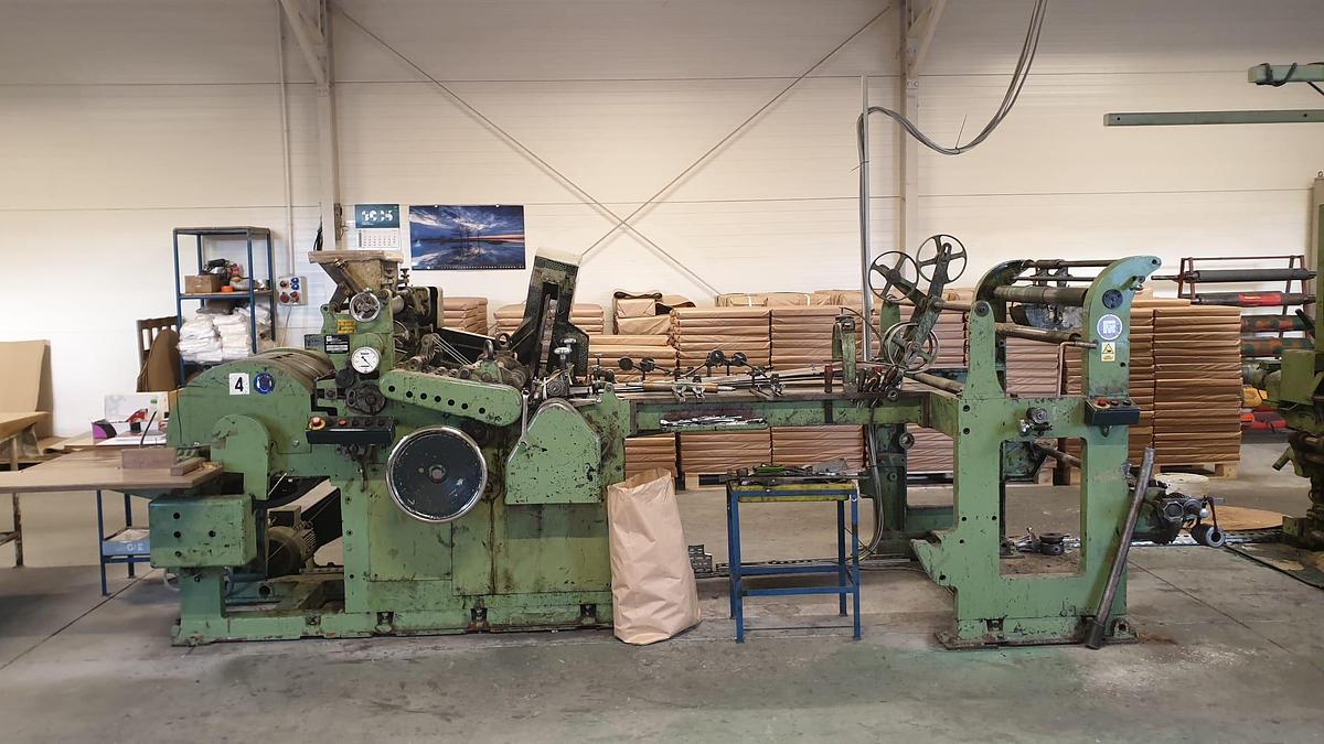 Used (visible in production) Fischer and Kecke Maxima 31 + WH QMS 992  flexo printer ( Flat & Satchel bag machine )