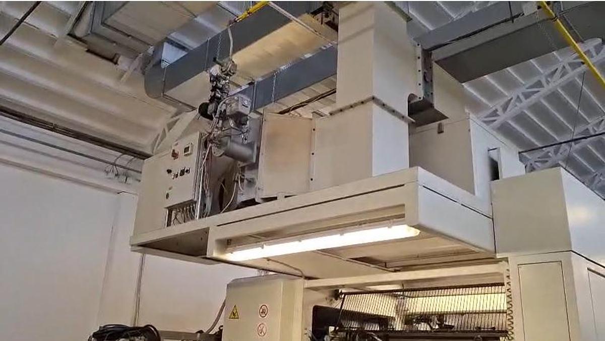 Used (visible in production) 2003 Flexotecnica Tachys-G (gearless) 8 colors C.I. flexo (1300 mm)