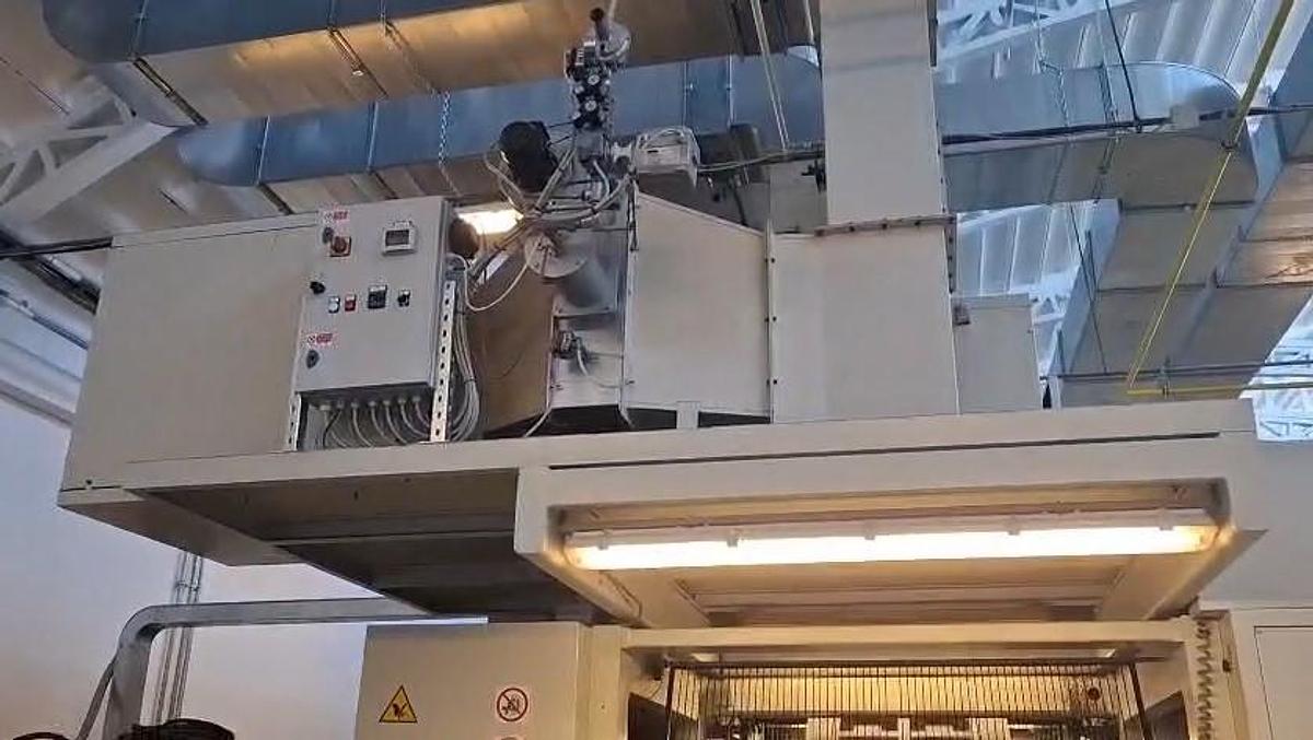 Used (visible in production) 2003 Flexotecnica Tachys-G (gearless) 8 colors C.I. flexo (1300 mm)