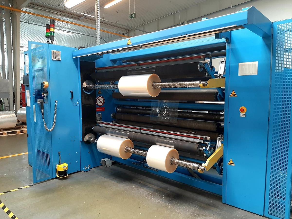 Used (visible in production) KAMPF Conslit II 20/085 | Slitter-Rewinder (2050 mm)
