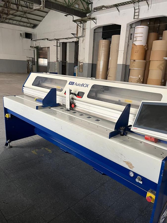 Used 2015 BCS AUTOBOX BOXMAKER 2600 + MULITCUT 3