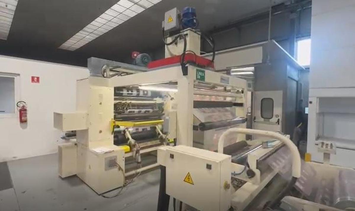Used (visible in production) 1998 LAEM TR 305/06 SLITTER-REWINDER
