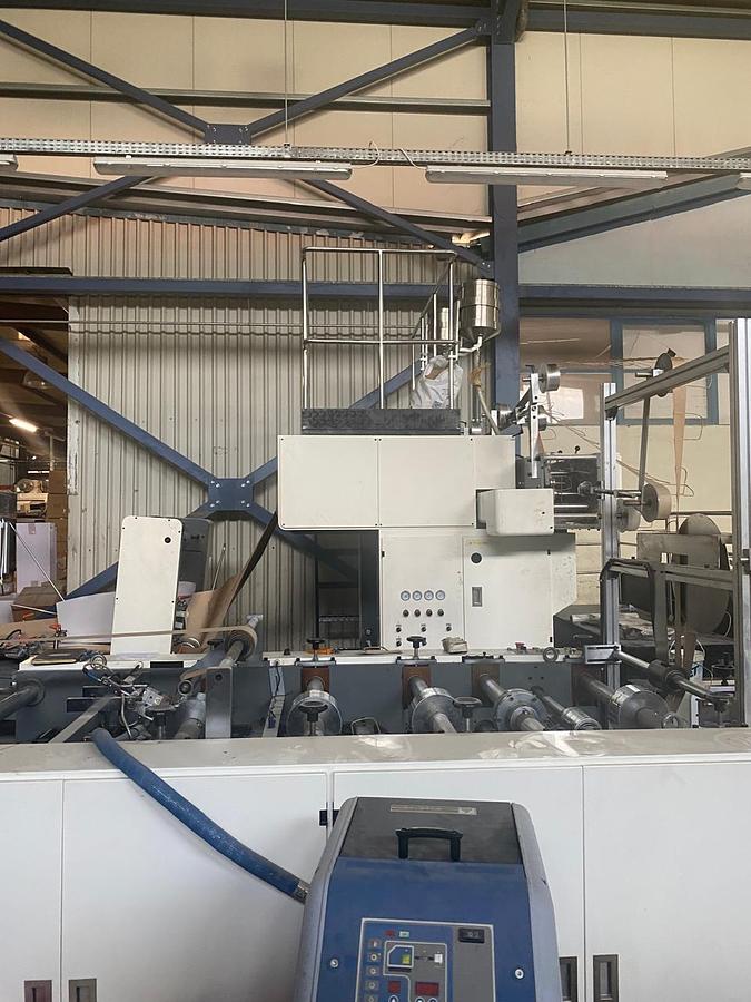 Used (visible in production) 2023 ZNEP ZD-F450Q |  Automatic TWISTED & FLAT handles shopping bag making machine (2 handles unit)