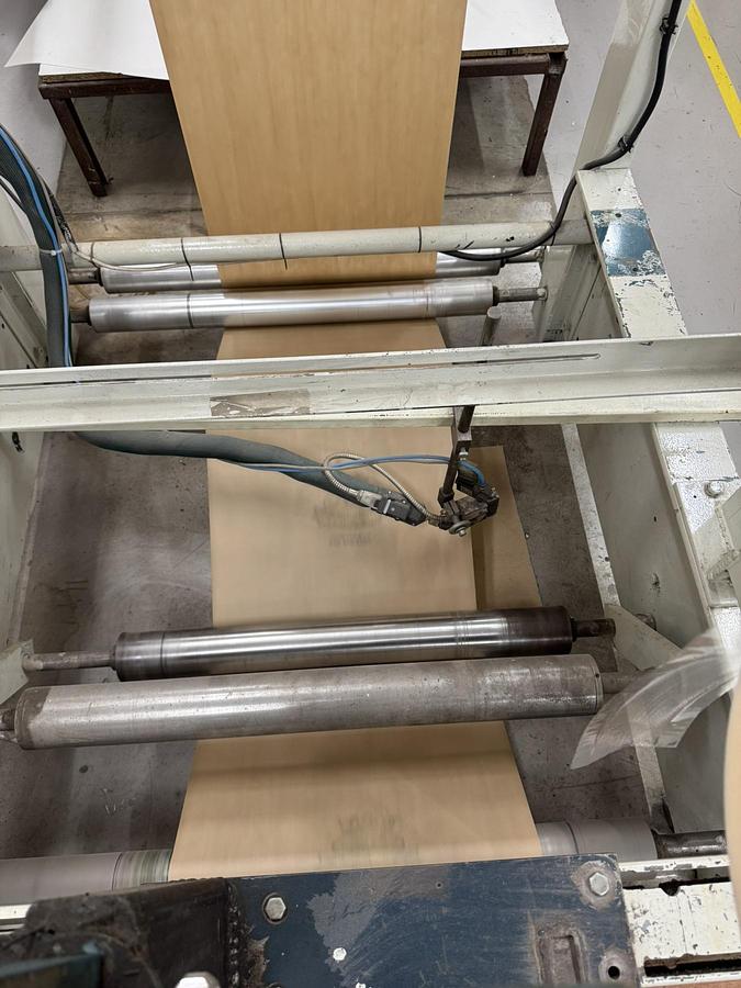 Used (visible in production) HOLWEG RS2 | Flat and gusseted paper bag making machine witn in-line flexo