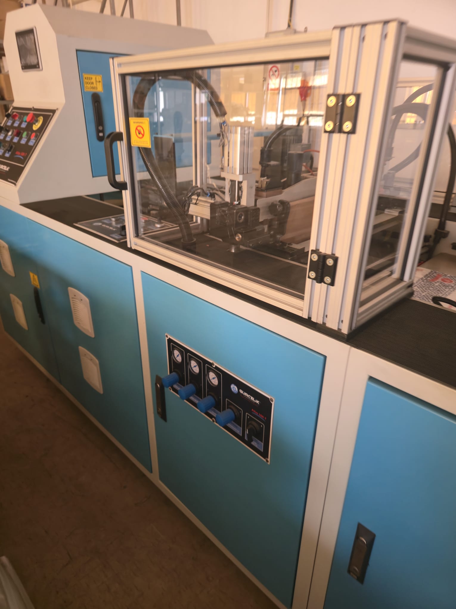 Used GÜRÇELİK ARLAS 500-T | T-Shirt Bag Cutting Machine (year 2022 but never used / like new)