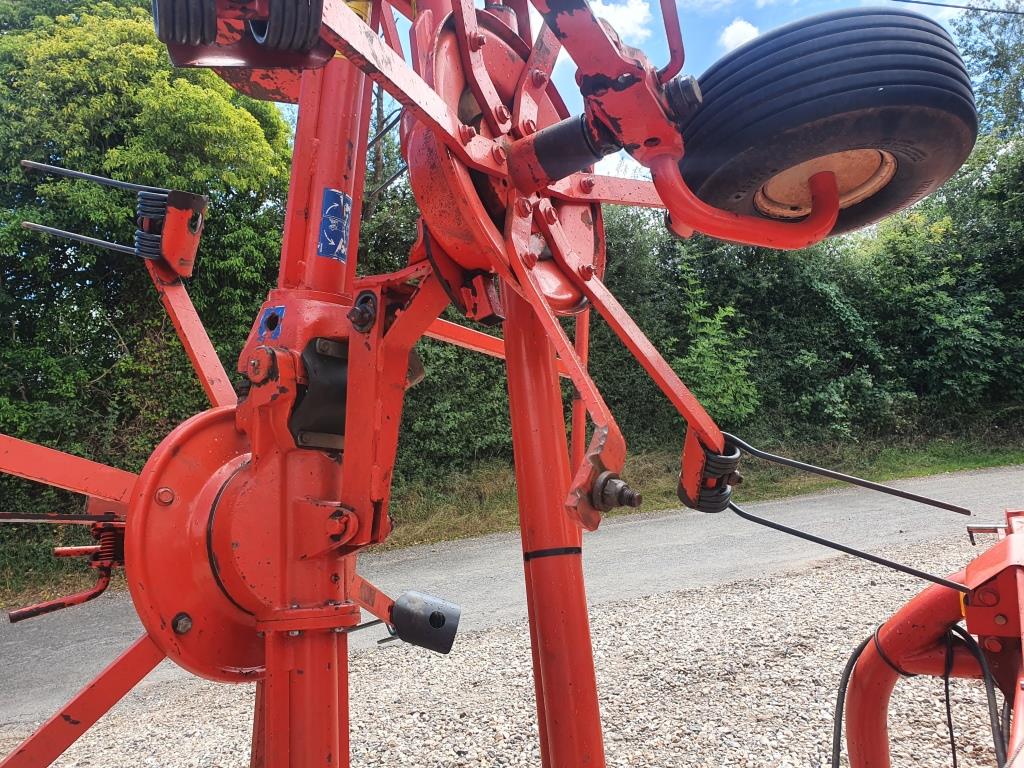 Used Kuhn GF8501MH Hay Tedder for Sale at LBG Machinery, Ltd.