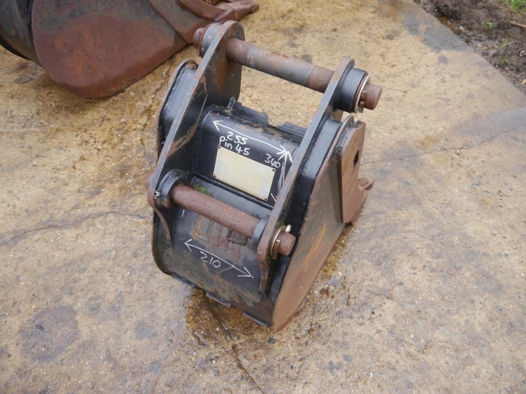 Used CAT 460mm Digger Bucket