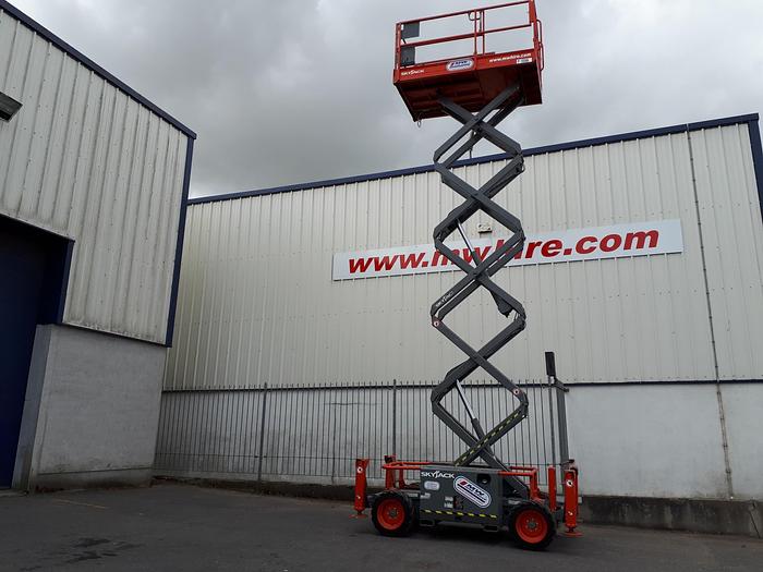 Used Skyjack SJ-6832RT