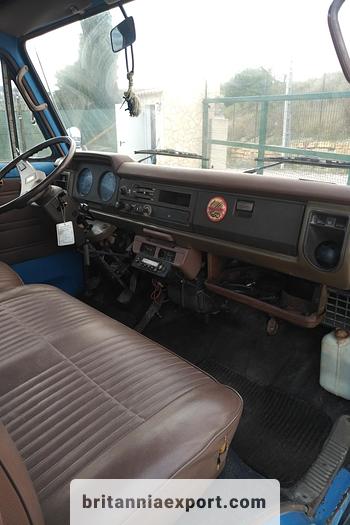 Used 1981 TOYOTA Dyna BU30 300 6 tyres truck.