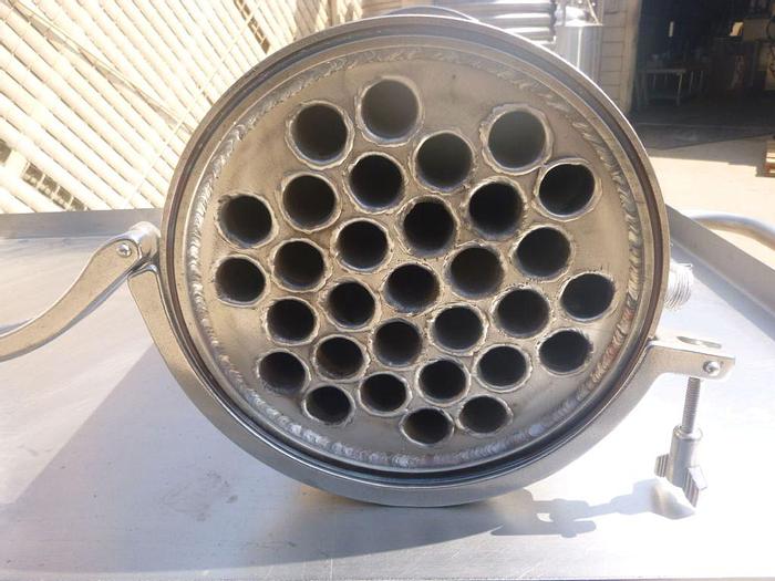 Used Heat Exchanger, Shell & Tube, 13.5 SF, S/st, Single Pass, A #S744237