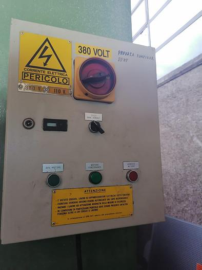 Usato PRESSA IDRAULICA A COLLO DI CIGNO DA 20 TON GALFER